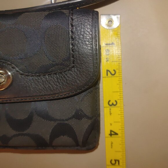 Coach Signature Black Crossbody Wallet Canvas Leather Turnlock Closure Compact - Picture 6 of 12